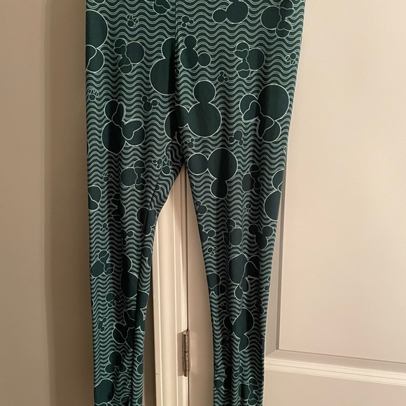 LulaRoe Mickey And Minnie themed leggings - Picture 2 of 4